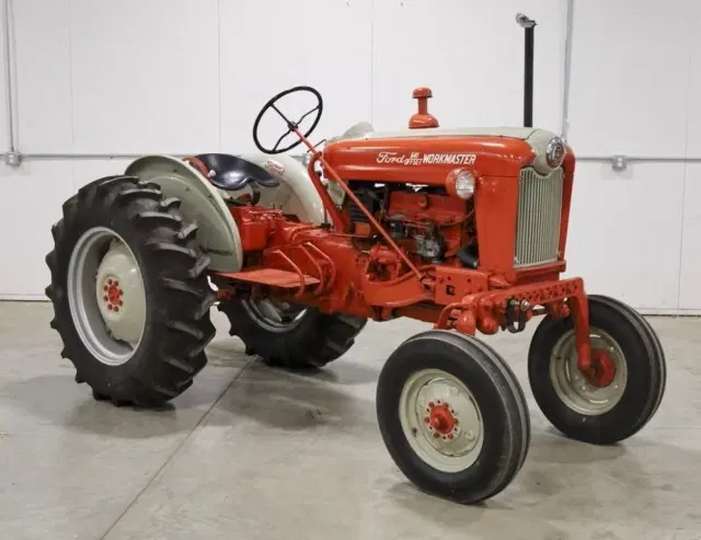 Image of Ford 541 equipment image 2