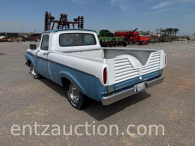 Image of Ford F-100 equipment image 3