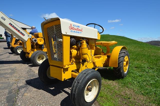 Image of International Harvester Cub Cadet equipment image 2