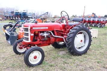 Main image International Harvester Cub Lo-Boy