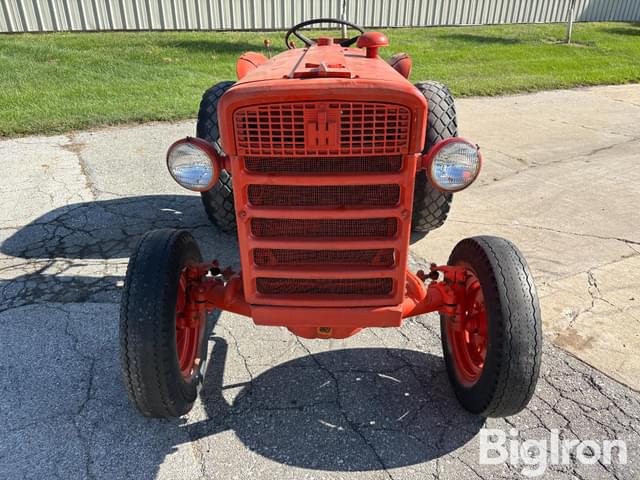 Image of International Harvester 240 equipment image 1
