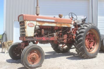 Main image International Harvester 560D