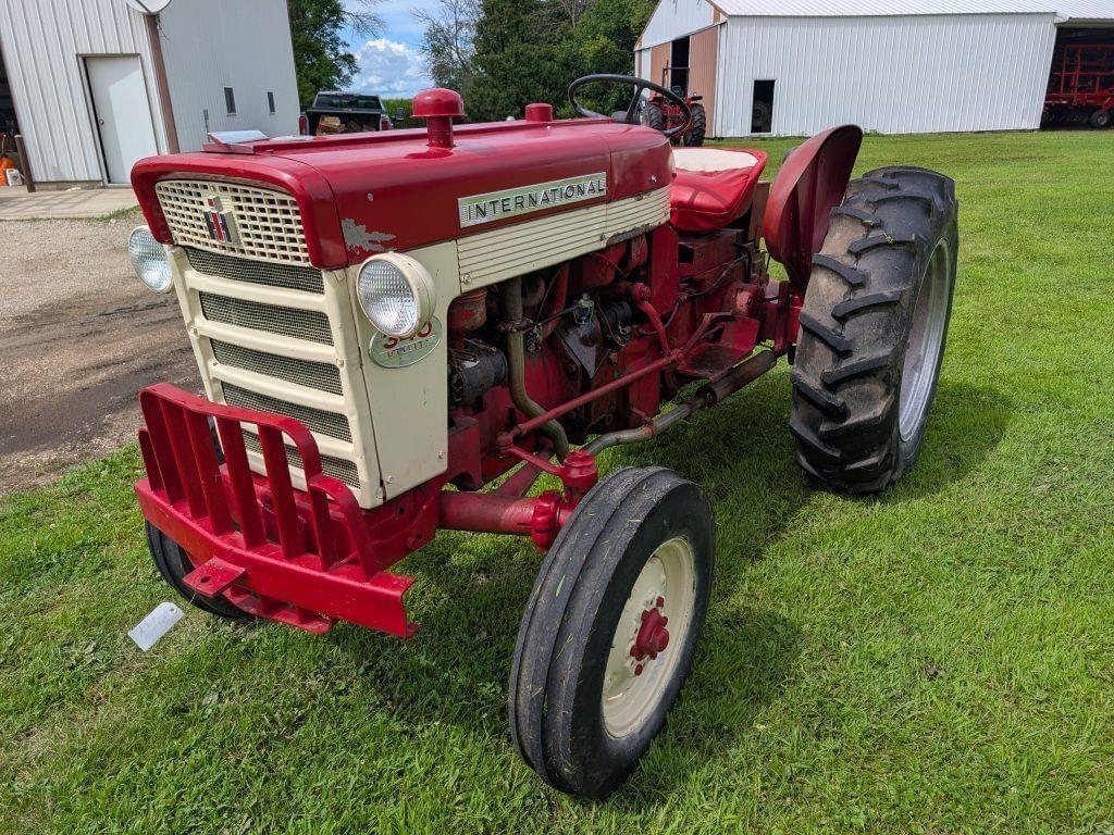 Image of International Harvester 340 Primary image