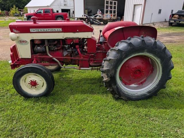 Image of International Harvester 340 equipment image 1