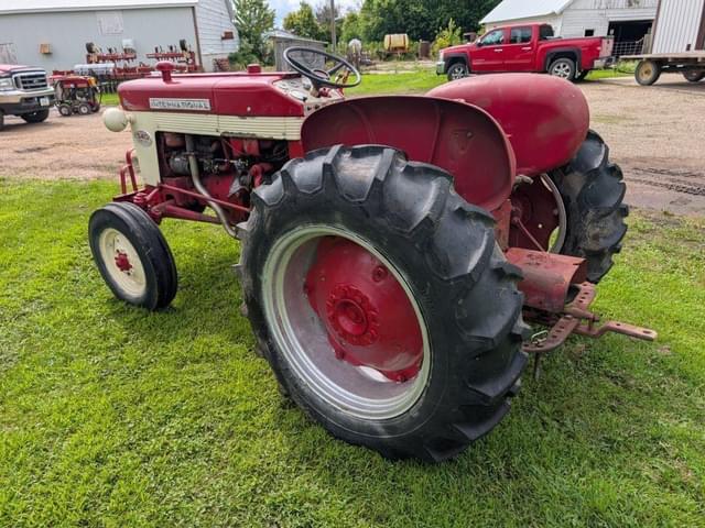 Image of International Harvester 340 equipment image 2