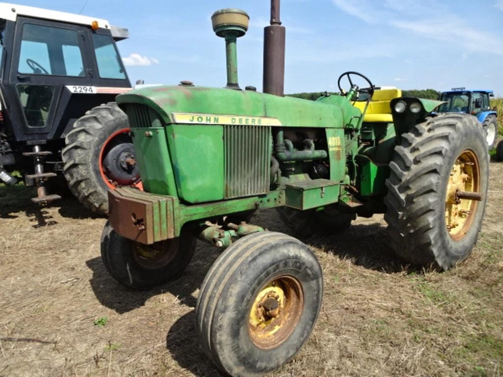 Main image John Deere 4010