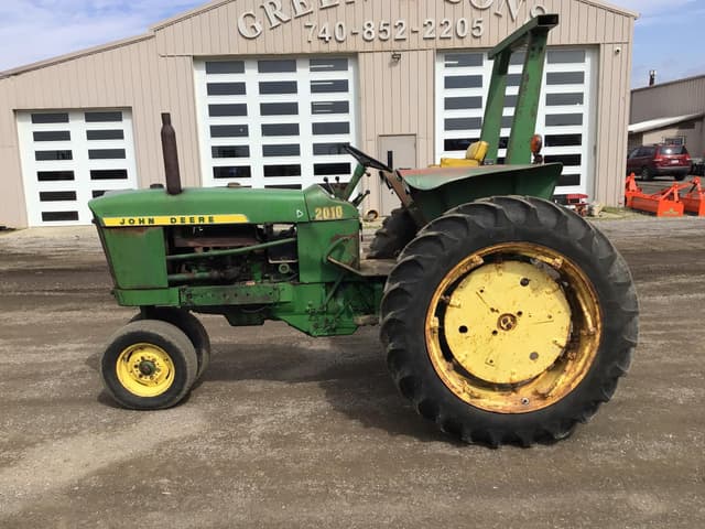 Image of John Deere 2010 equipment image 3