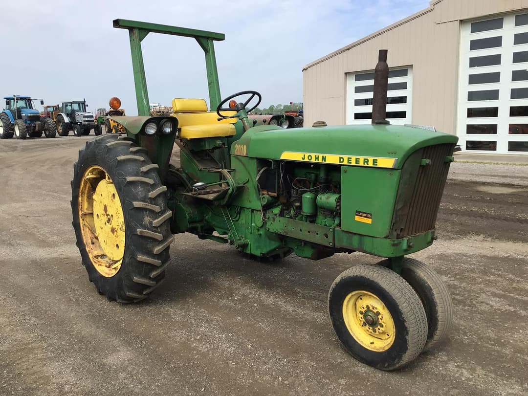 Image of John Deere 2010 Primary image