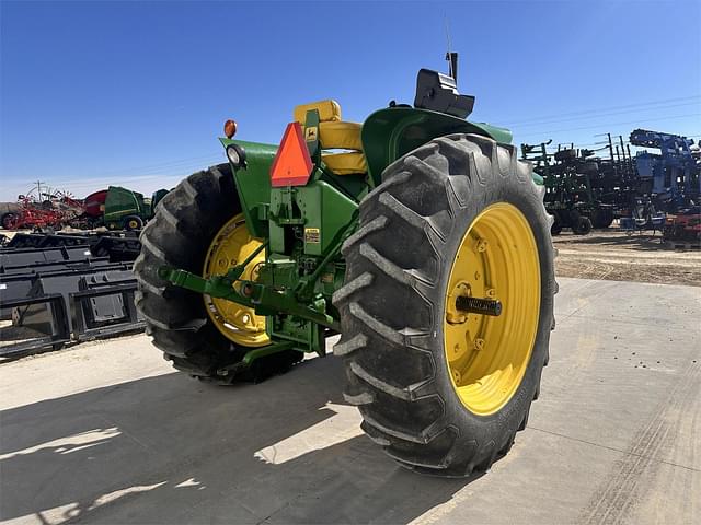 Image of John Deere 3010 equipment image 3