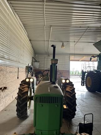 Image of John Deere 3010 equipment image 2