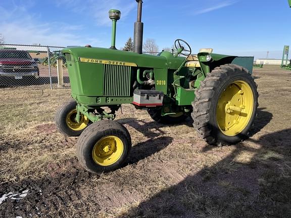 Image of John Deere 3010 equipment image 2