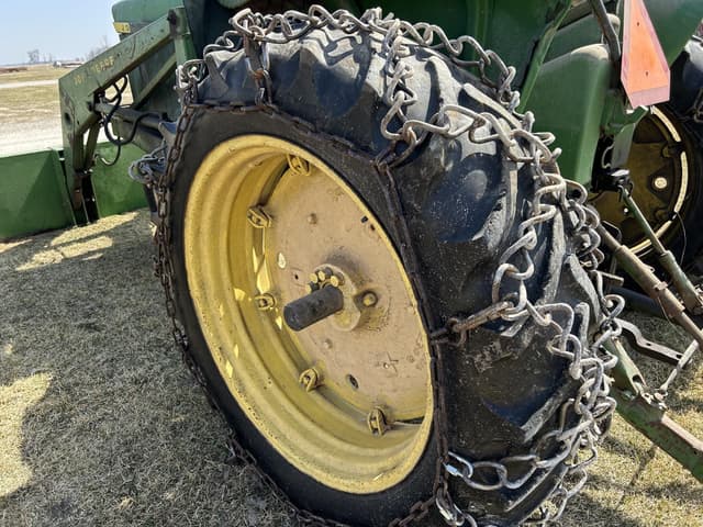 Image of John Deere 3010 equipment image 3