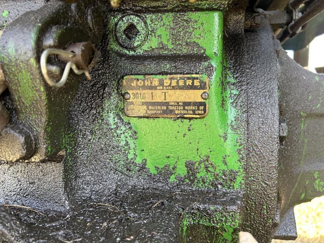 Image of John Deere 3010 equipment image 1