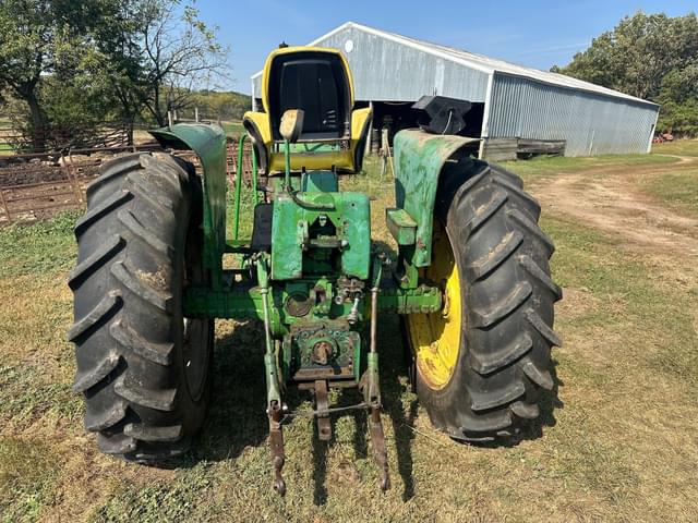 Image of John Deere 3010 equipment image 4