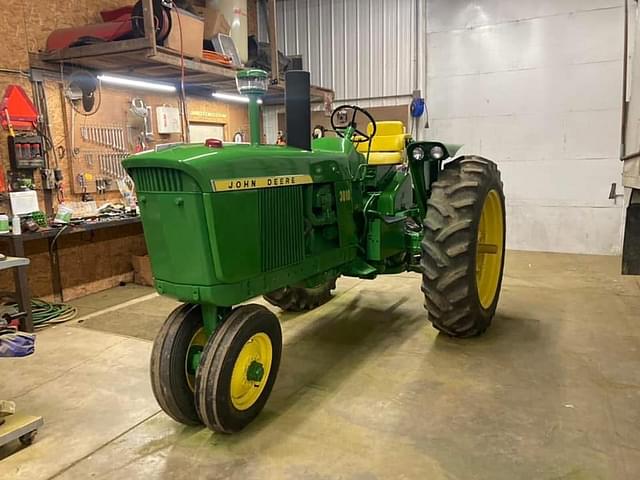 Image of John Deere 3010 equipment image 1