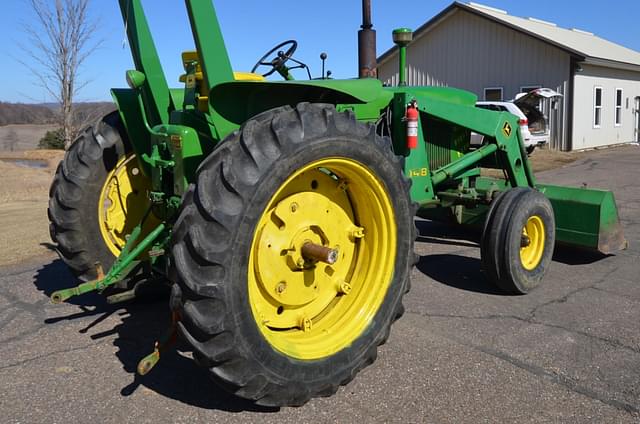 Image of John Deere 3010 equipment image 4