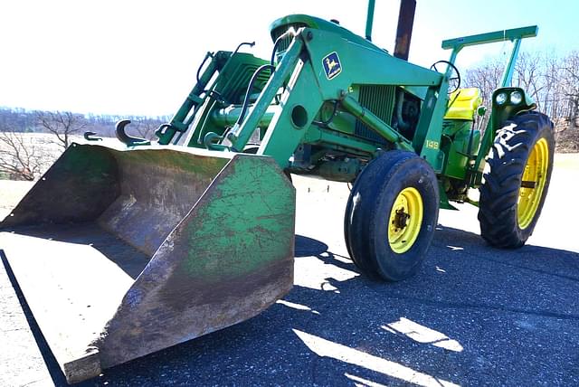 Image of John Deere 3010 equipment image 3