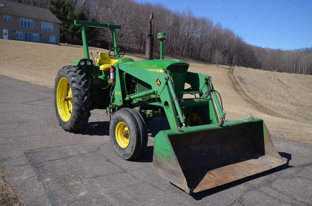 Image of John Deere 3010 Primary image