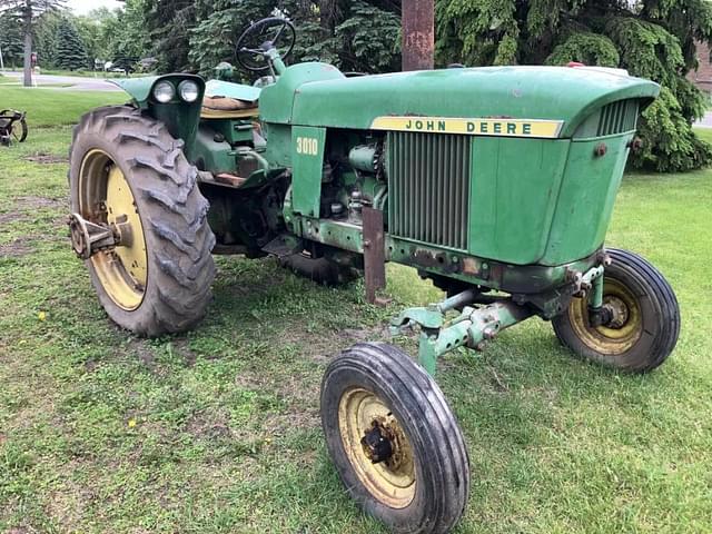 Image of John Deere 3010 equipment image 1