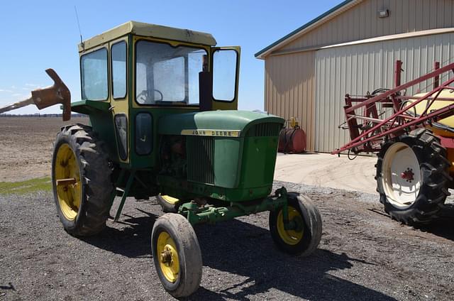 Image of John Deere 3010 equipment image 1