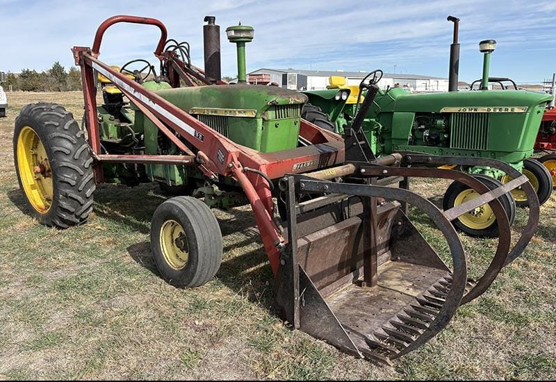 1961 John Deere 4010 Equipment Image0