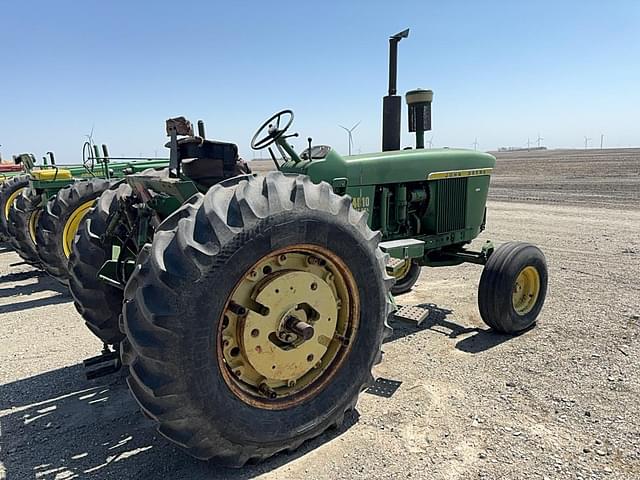 Image of John Deere 4010 equipment image 4