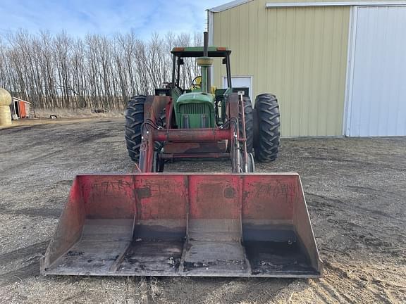 Image of John Deere 4010 equipment image 1