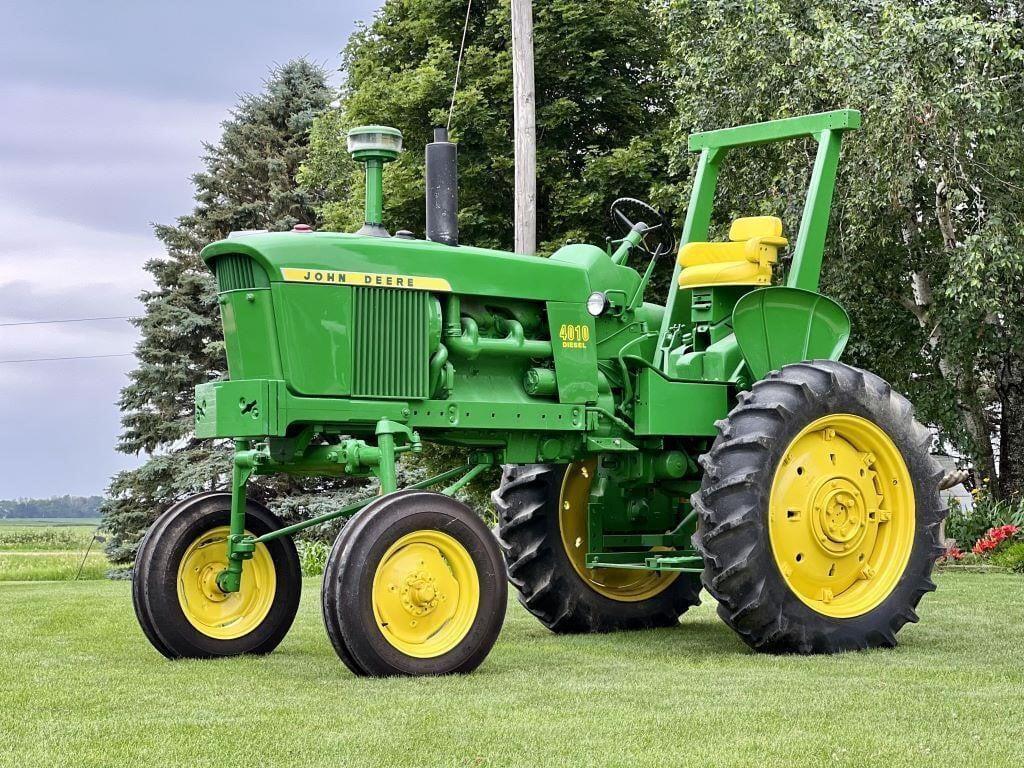 Image of John Deere 4010 Primary image