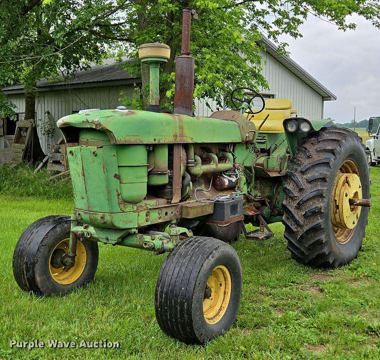 Image of John Deere 4010 Primary image