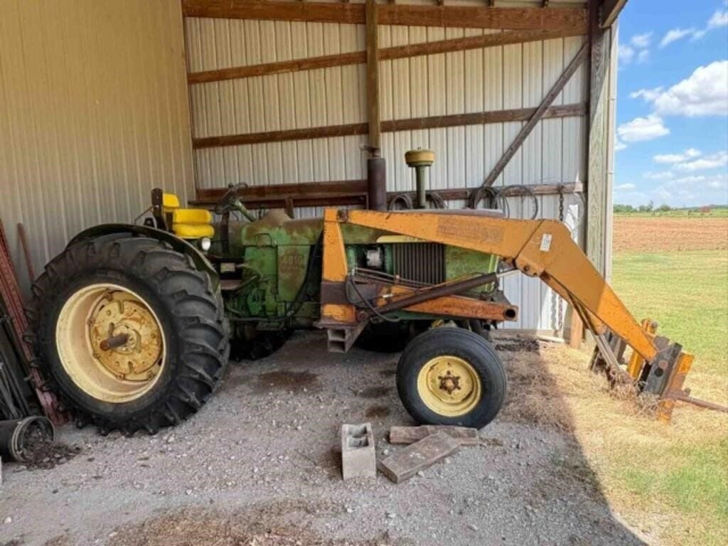 1961 John Deere 4010 Equipment Image0