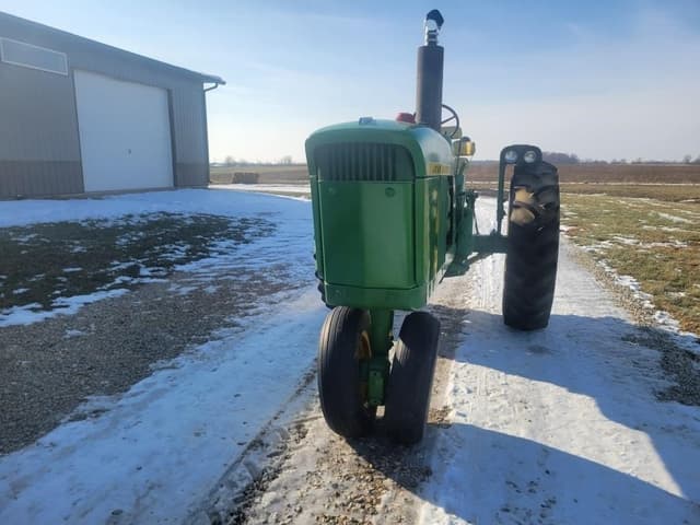 Image of John Deere 4010 equipment image 3