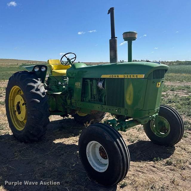 Image of John Deere 4010 equipment image 2