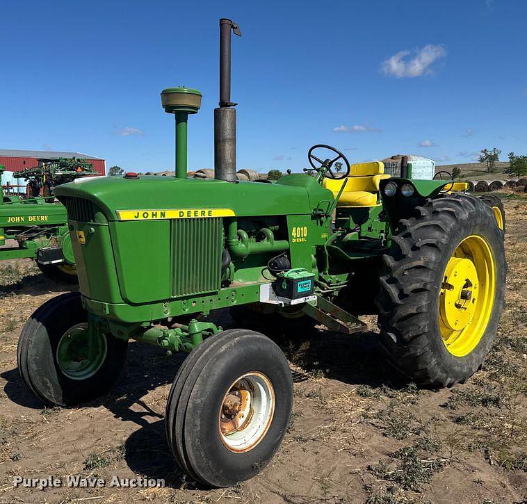 Image of John Deere 4010 Primary image