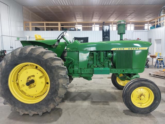 Image of John Deere 4010D equipment image 1
