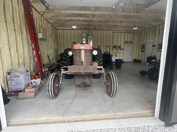 Image of Massey Ferguson 65 equipment image 3