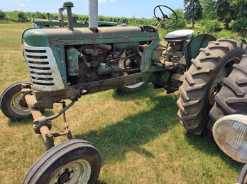 Main image Oliver 660