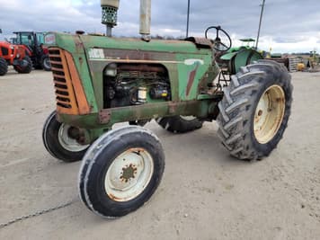 Main image Oliver 880