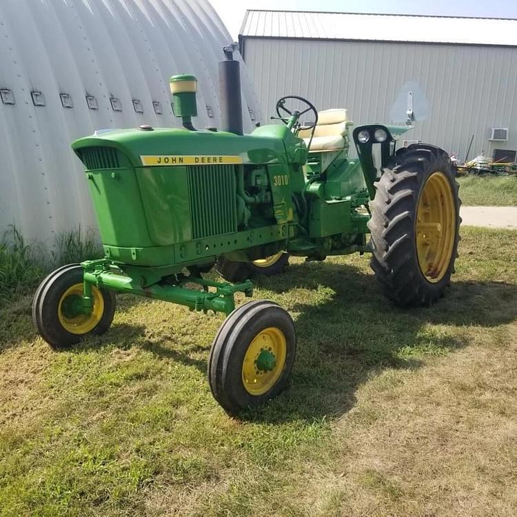1961 John Deere 3010 Equipment Image0