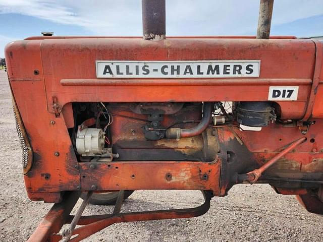 Image of Allis Chalmers D17 equipment image 4