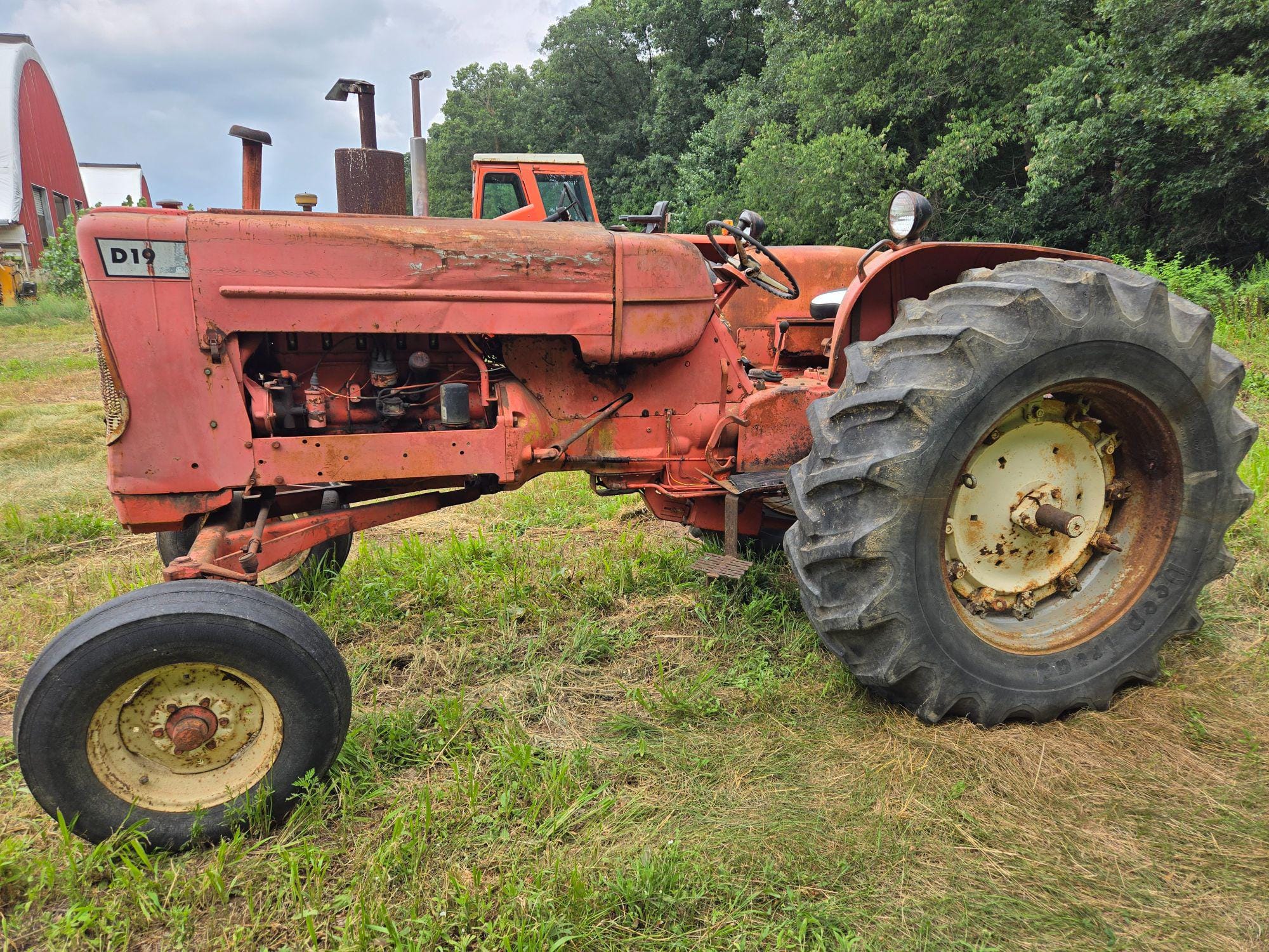 Main image Allis Chalmers D19