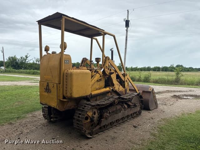 Image of Caterpillar 933 equipment image 4