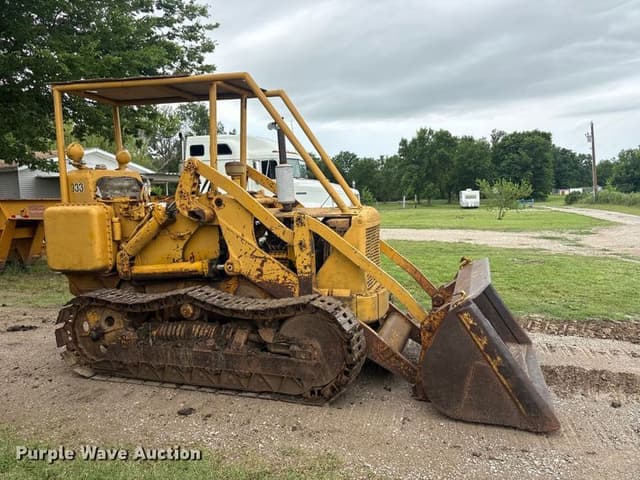 Image of Caterpillar 933 equipment image 3