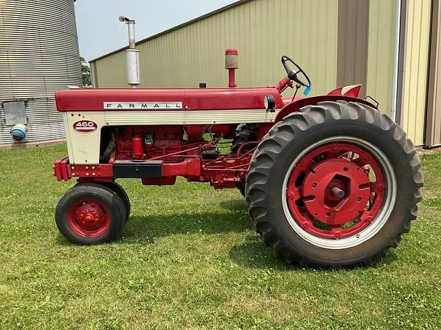 Image of Farmall 460 equipment image 1