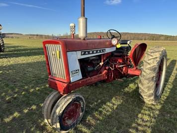 Main image Farmall 504