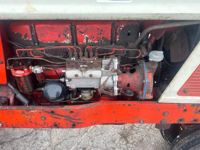 Image of Ford 6000 equipment image 2