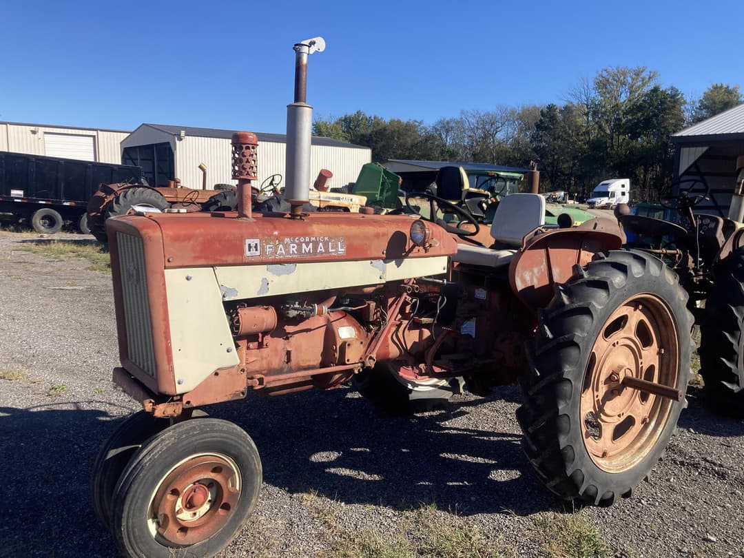 Image of International Harvester 404 Primary image