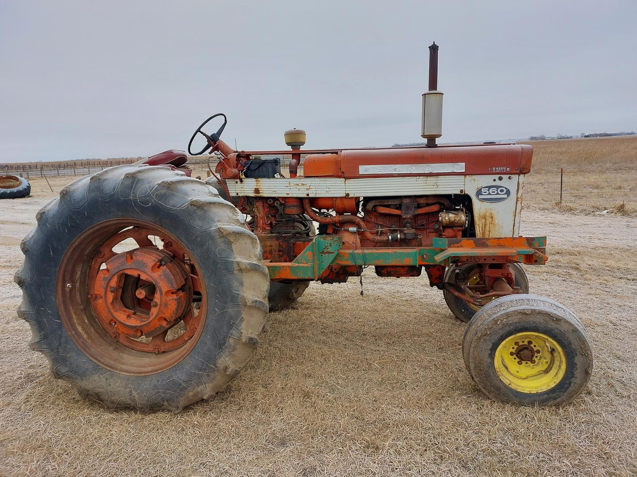 Main image International 560