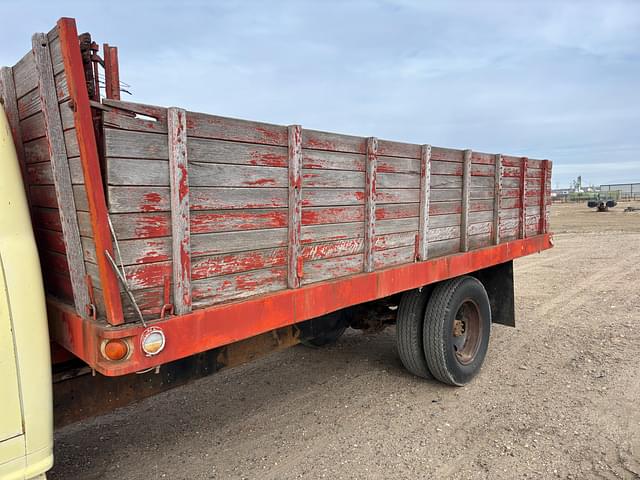 Image of International B160 equipment image 3