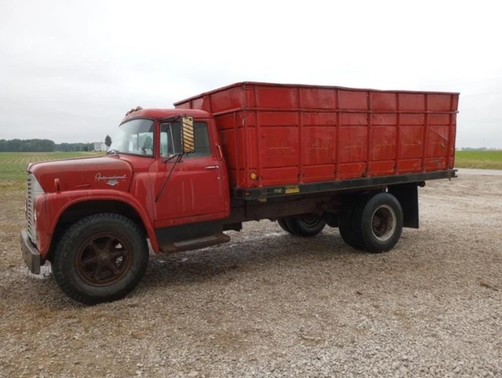 Main image International Loadstar 1600