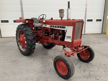 Main image International Harvester 504